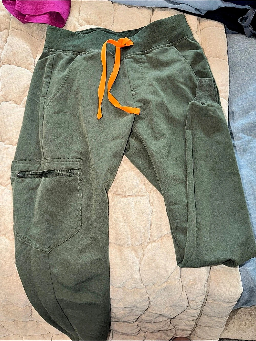 FIGS moss Zamora jogger scrub pant